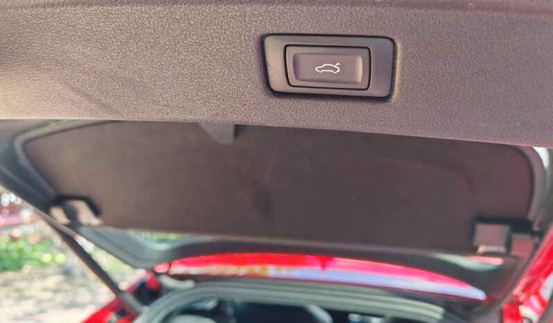 
								Audi A5 Sportback S-Line full									