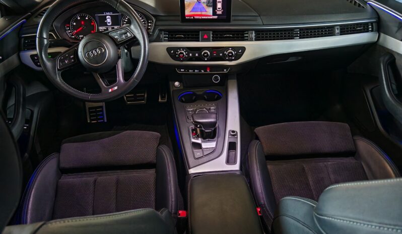 
								Audi A5 Sportback S-Line full									