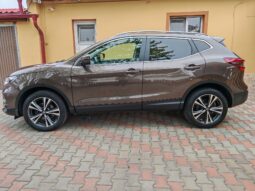 
										Nissan Qashqai 1.3 DIG-T N-Connecta full									