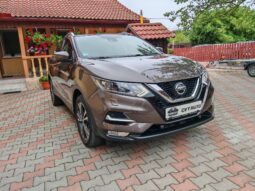 
										Nissan Qashqai 1.3 DIG-T N-Connecta full									