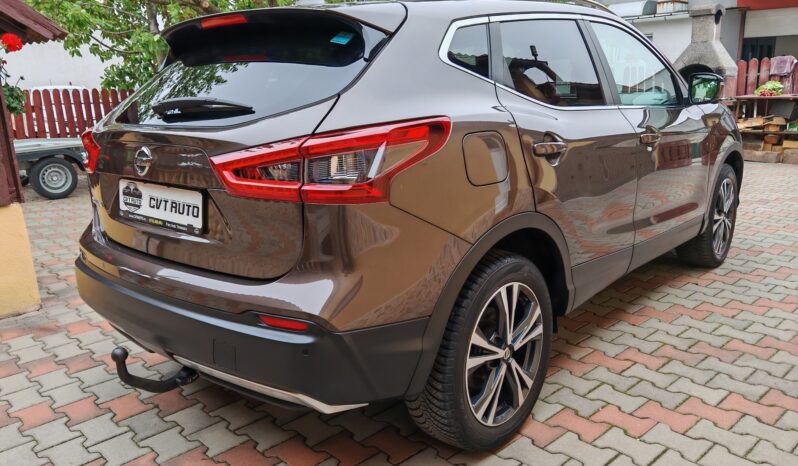 
								Nissan Qashqai 1.3 DIG-T N-Connecta full									