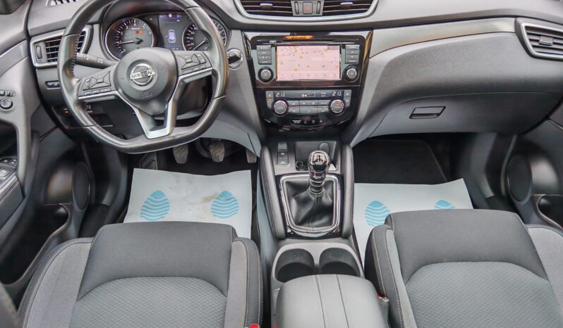 
								Nissan Qashqai 1.3 DIG-T N-Connecta full									