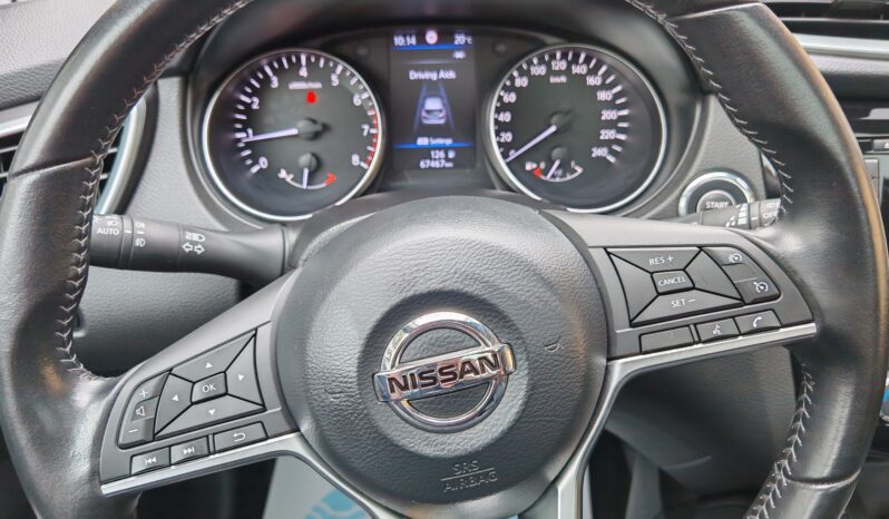
								Nissan Qashqai 1.3 DIG-T N-Connecta full									