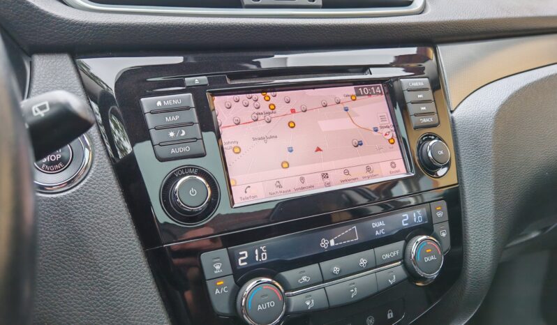 
								Nissan Qashqai 1.3 DIG-T N-Connecta full									