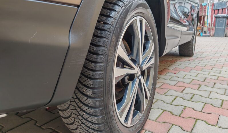 
								Nissan Qashqai 1.3 DIG-T N-Connecta full									