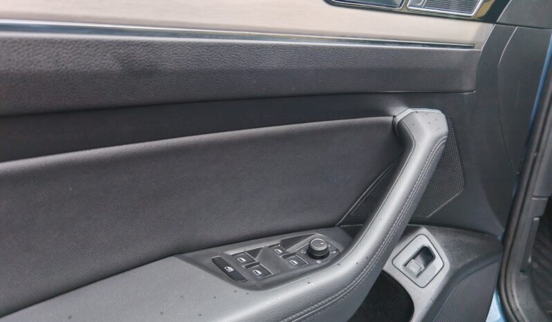 
								Volkswagen Passat 2.0 TDI Highline BlueMotion Tech full									