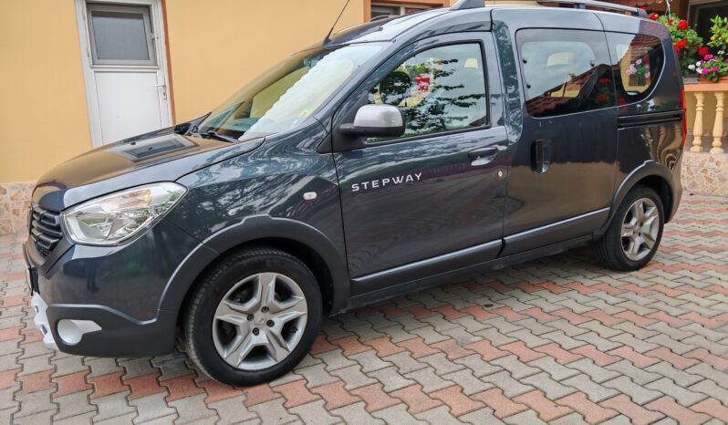 
								Dacia Dokker 1.3 TCe Stepway Plus full									