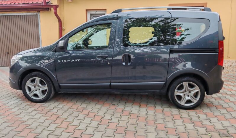 
								Dacia Dokker 1.3 TCe Stepway Plus full									