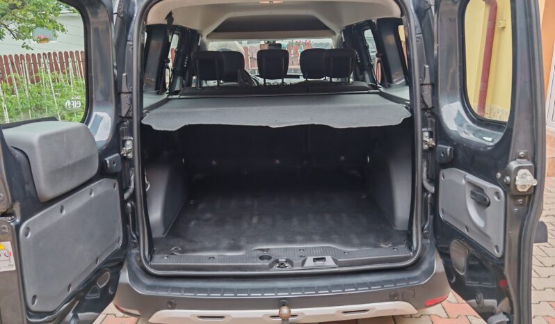 
								Dacia Dokker 1.3 TCe Stepway Plus full									