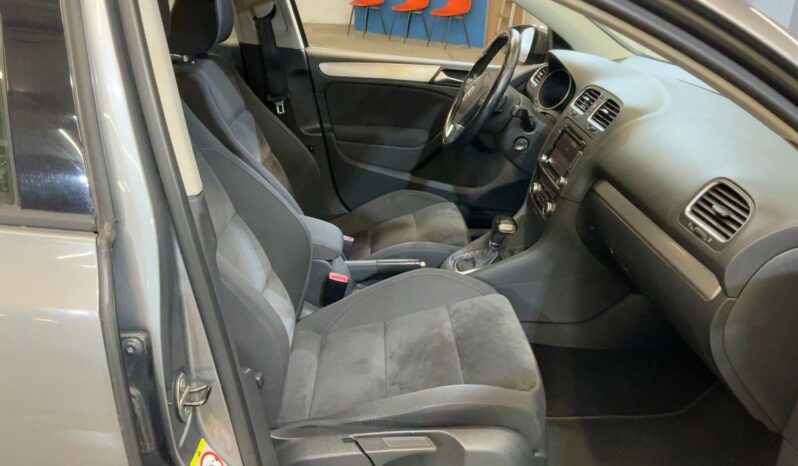 
								Volkswagen Golf VI 1.4 TSI Highline full									