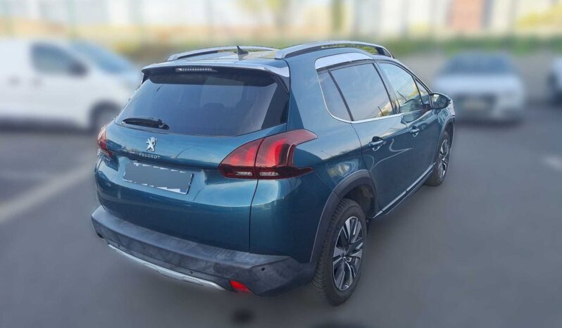 
								Peugeot 2008 1.2 PureTech Allure full									