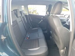 
										Peugeot 2008 1.2 PureTech Allure full									