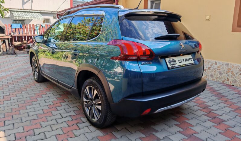 
								Peugeot 2008 1.2 PureTech Allure full									