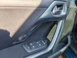 
										Peugeot 2008 1.2 PureTech Allure full									