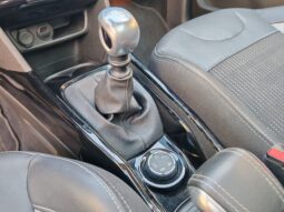 
										Peugeot 2008 1.2 PureTech Allure full									