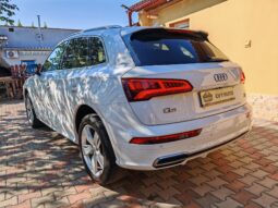 
										Audi Q5 2.0 TDI quattro Sport full									
