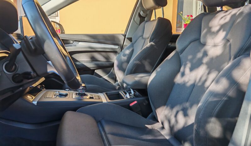 
								Audi Q5 2.0 TDI quattro Sport full									