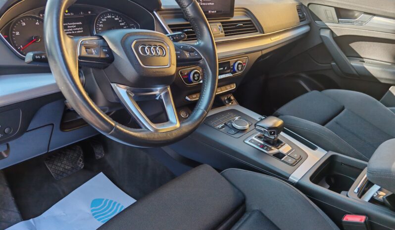 
								Audi Q5 2.0 TDI quattro Sport full									