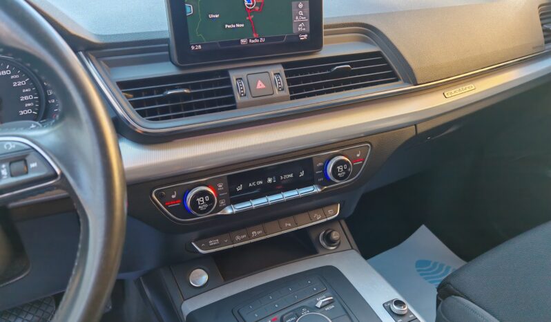 
								Audi Q5 2.0 TDI quattro Sport full									