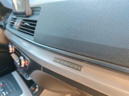 
										Audi Q5 2.0 TDI quattro Sport full									