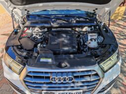 
										Audi Q5 2.0 TDI quattro Sport full									