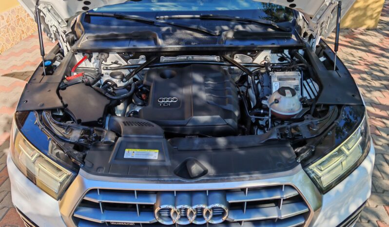 
								Audi Q5 2.0 TDI quattro Sport full									