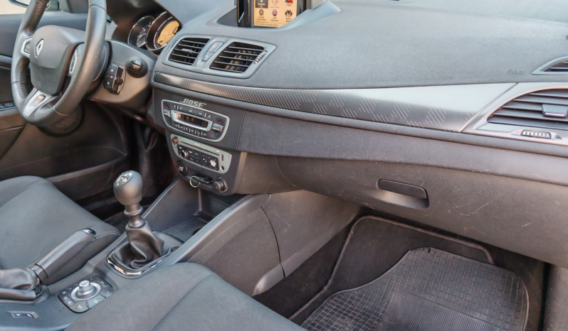 
								Renault Megane 1.5 dci 110 cp full									