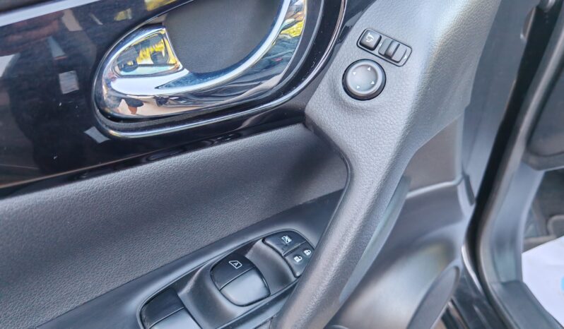 
								Nissan Qashqai 1.5 Turbodiesel 360 N-Conecta full									