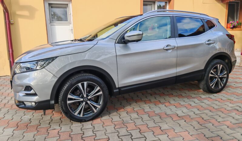 
								Nissan Qashqai 1.5 dCi N-Conecta full									