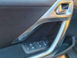
										Peugeot 2008 1.2 PureTech Allure full									