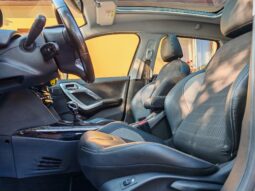 
										Peugeot 2008 1.2 PureTech Allure full									
