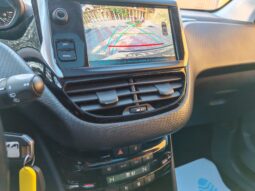 
										Peugeot 2008 1.2 PureTech Allure full									
