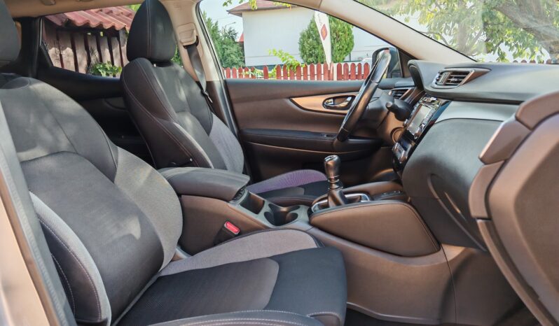 
								Nissan Qashqai 1.5 Turbodiesel N-Connecta full									