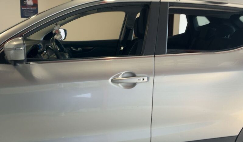
								Nissan Qashqai 1.5 Turbodiesel N-Connecta full									