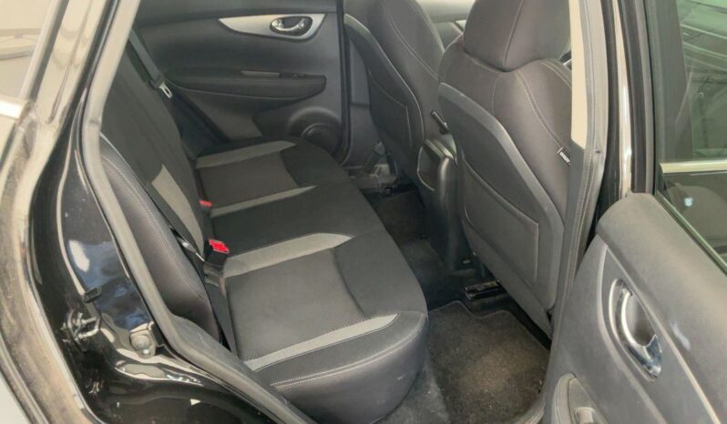 
								Nissan Qashqai 1.3 DIG-T N-Connecta full									