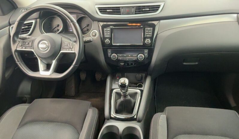 
								Nissan Qashqai 1.3 DIG-T N-Connecta full									