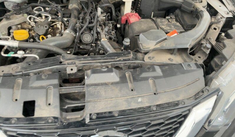 
								Nissan Qashqai 1.3 DIG-T N-Connecta full									