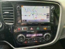 
										Mitsubishi Outlander 2.2 DI-D SUV-Star+ 4WD full									