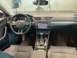 
										Skoda Superb 2.0 TDI Style full									