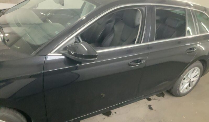 
								Skoda Octavia 2.0 TDI First Edition full									